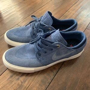 Size 9 Nike Sb Janoski